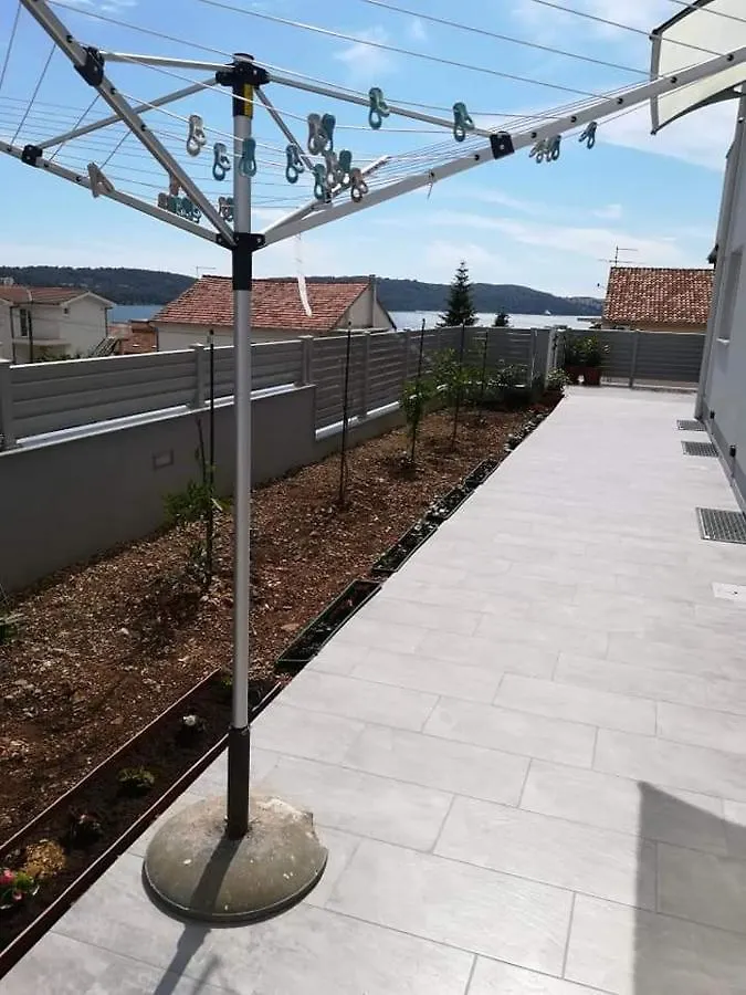 Apartmani Manuela Okrug Gornji 0*,  Croatia